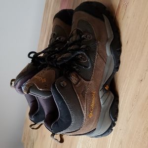 Columbia Waterproof Trail Hiking Boots - Women's US 8.5